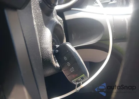 2015 Kia Optima Lx z USA, uszkodzony, nr VIN 5XXGM4A79FG440750